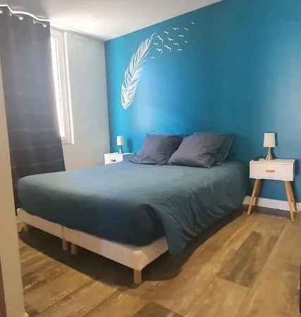 Holiday home L Ensoleillee Maison 2 Chambres-private House Cannes